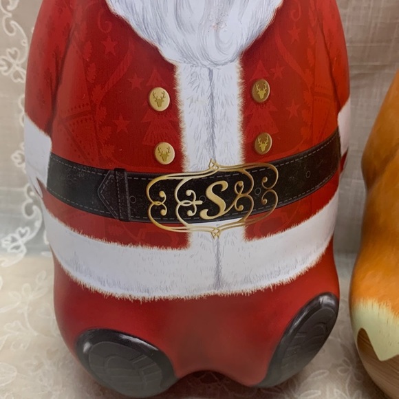 Set of two 3-D 12" tins: Reindeer & Santa Claus - Picture 7 of 11